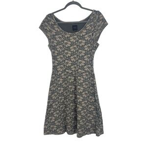 Anthro Deletta Size Small Cream/Gray Short Sleeve Floral Lace Overlay Mini Dress